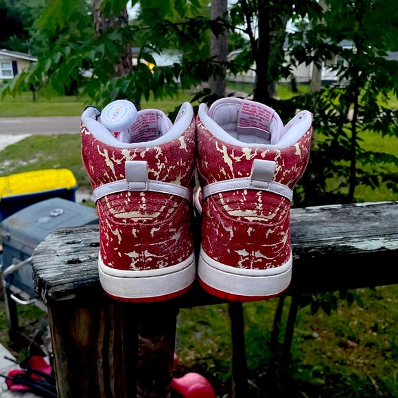 Nike SB Dunk Raw Meat - Picture 3 of 6